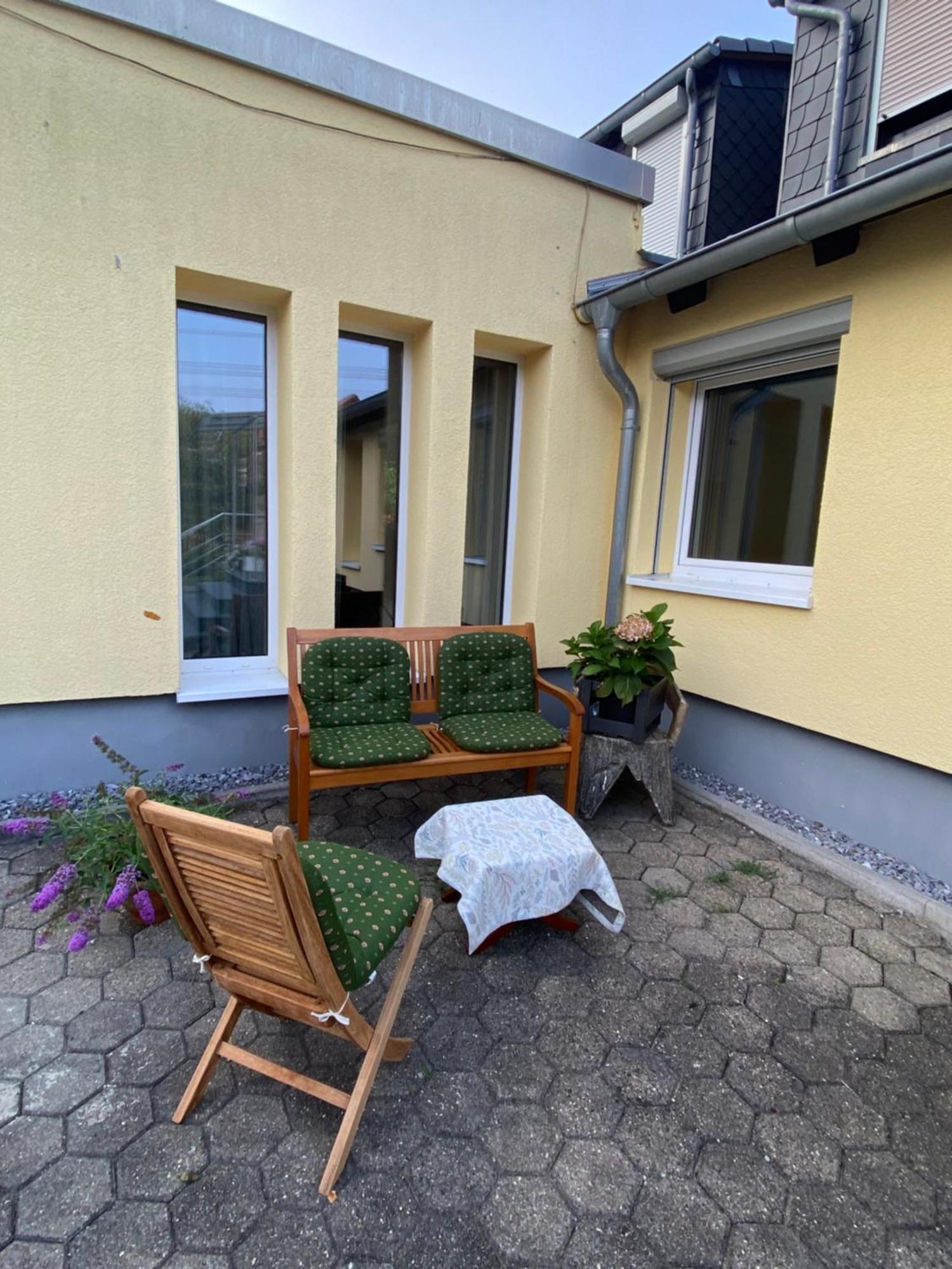 Zentrales Modernes Apartment, Naehe Zoo Und Stadion Dortmund Exterior photo